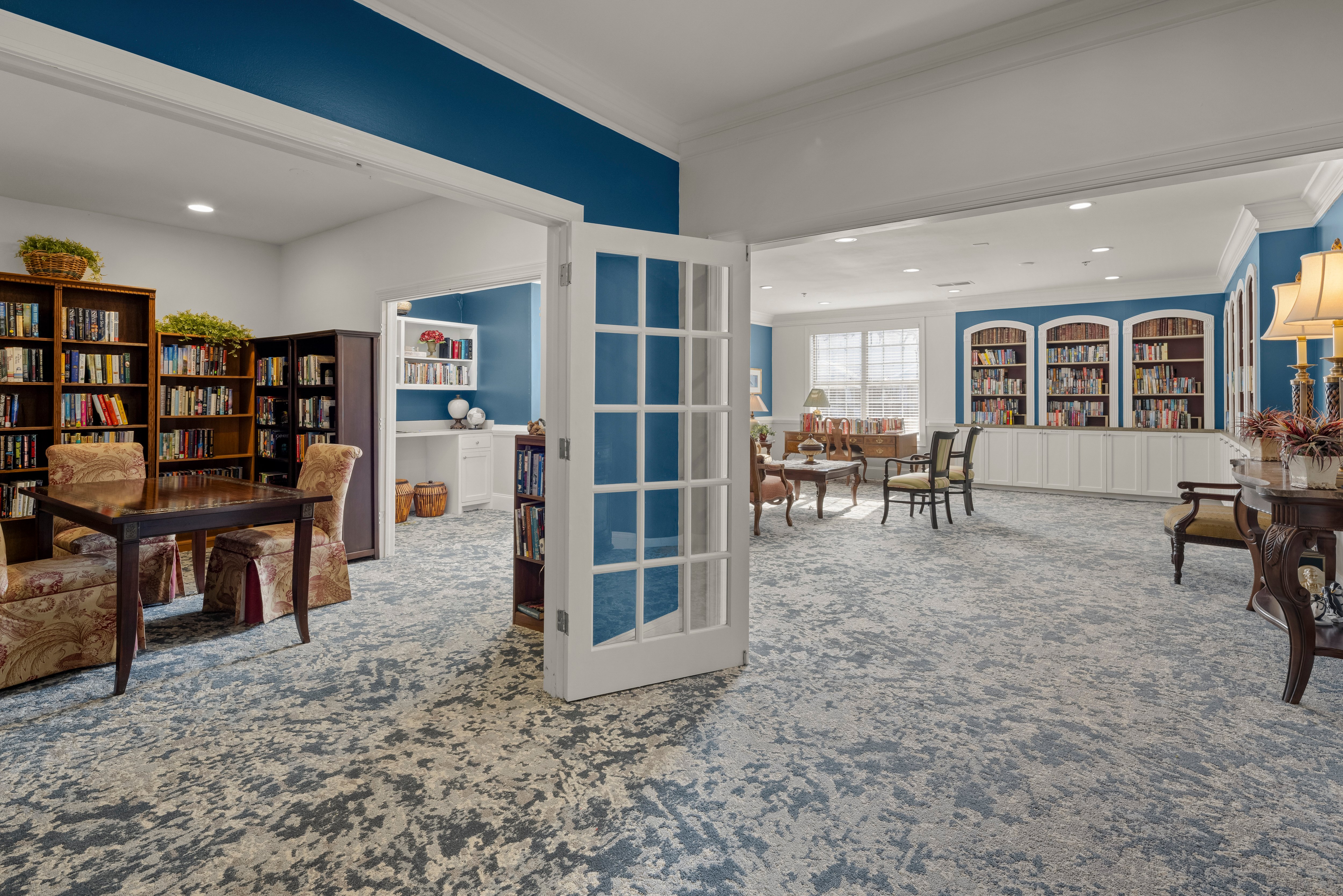 tpls-The-Palms-Lake-Spivey-010-library