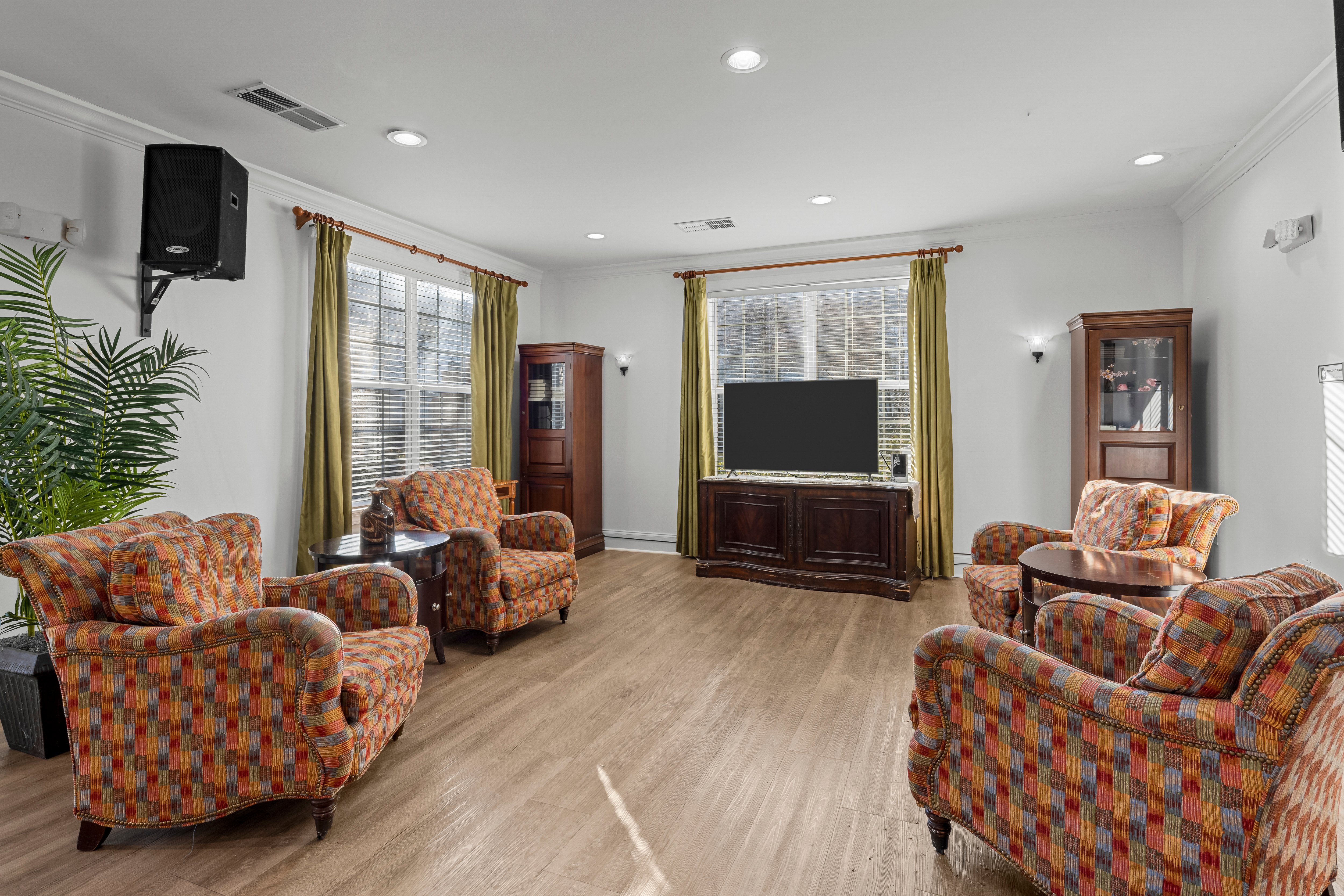 tpls-The-Palms-Lake-Spivey-020-sitting-room