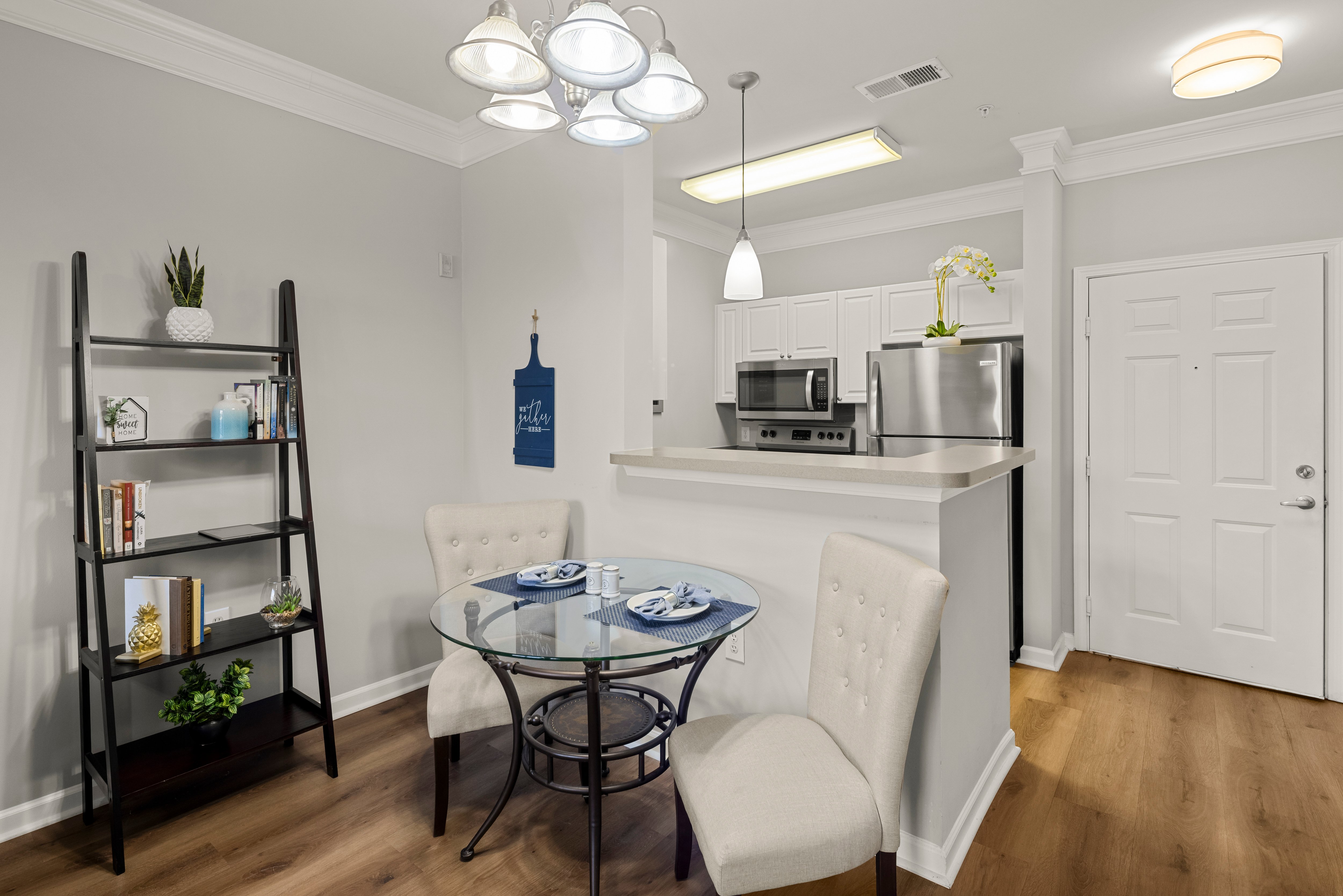 tpls-The-Palms-Lake-Spivey-021-apt-kitchen